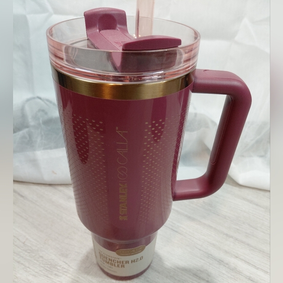 NEW Stanley × Calia 40oz Flow State Quencher H2.0 Tumbler Red Nector - Picture 10 of 12